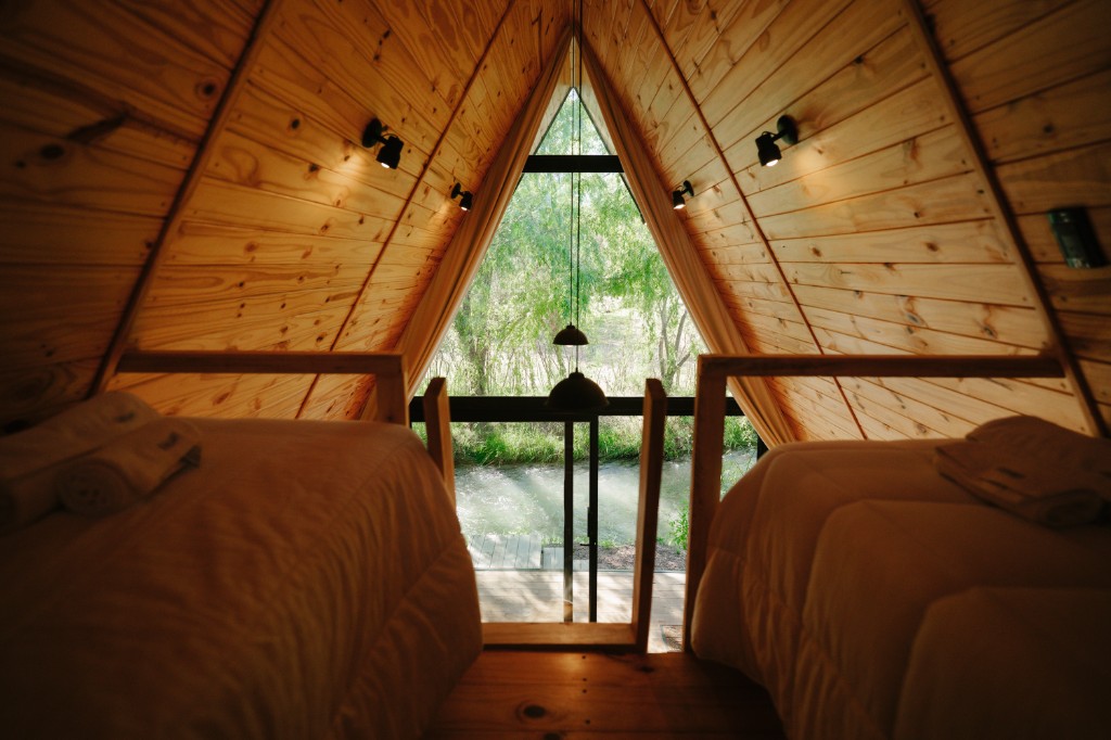 Alpine Suites and accommodation at La Rivera Country Estate (16)