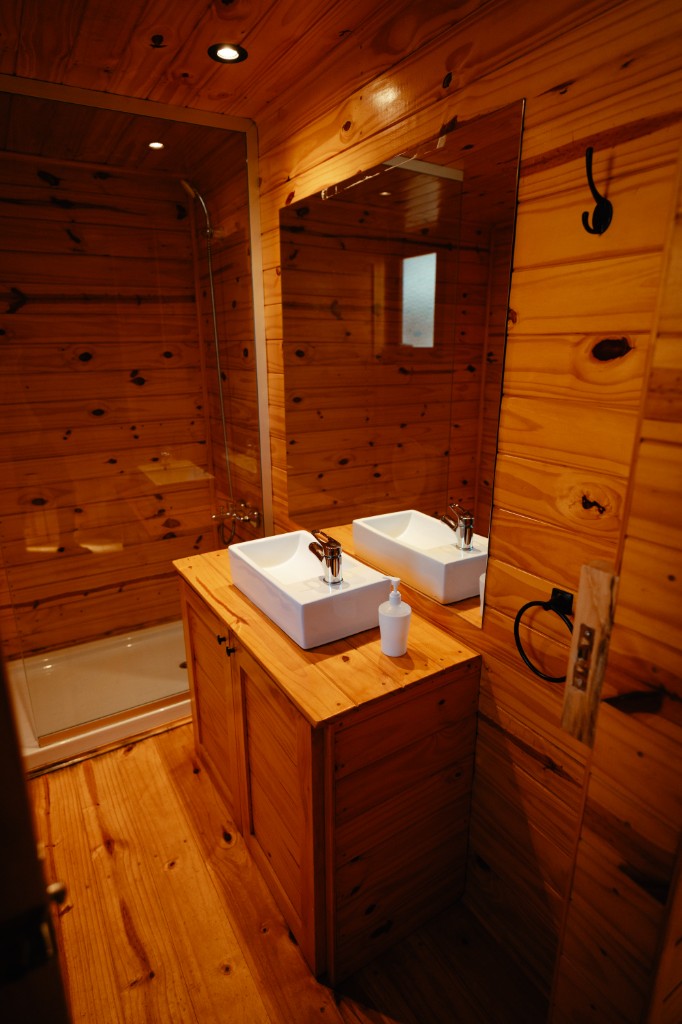 Alpine Suites and accommodation at La Rivera Country Estate (34)