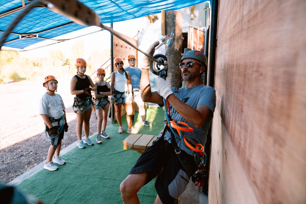 Groups and experiences at La Rivera Camp (50)