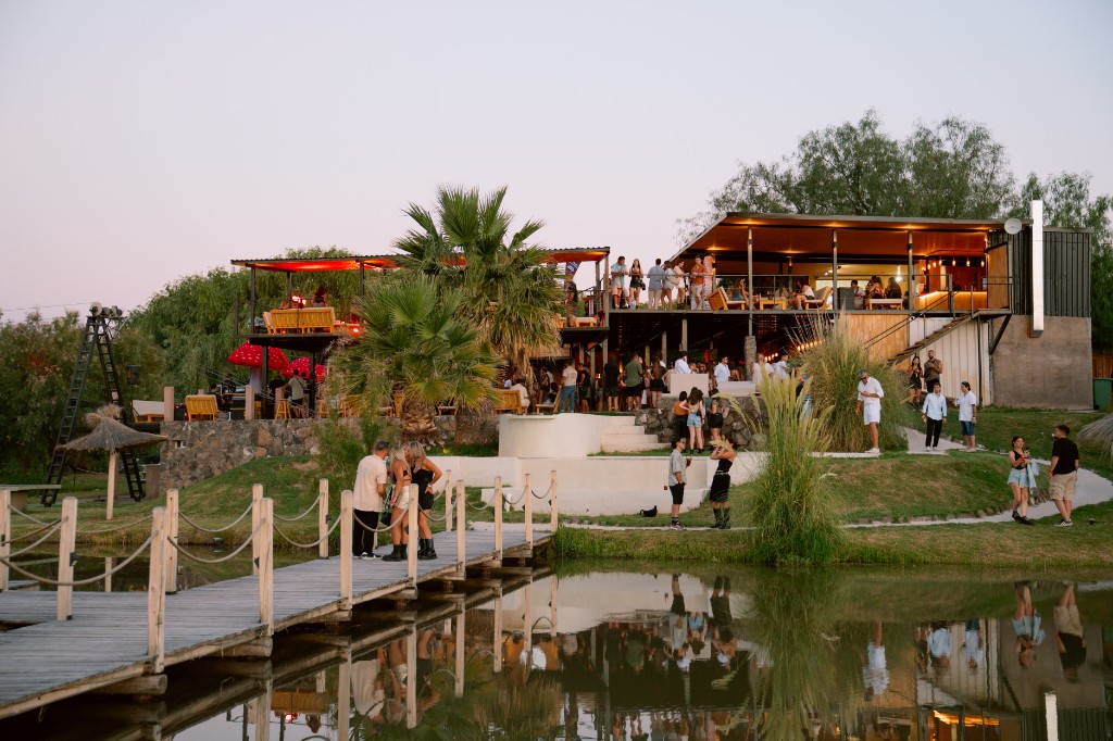 A glimpse of La Rivera 18