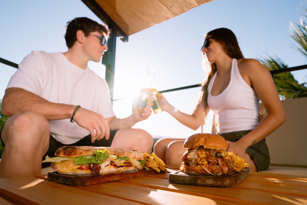 Food and drinks at La Rivera’s restaurant 4