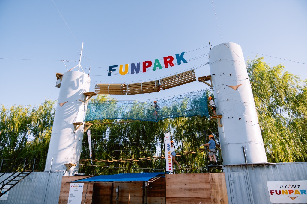 Entrance to the La Rivera Fun Park 11