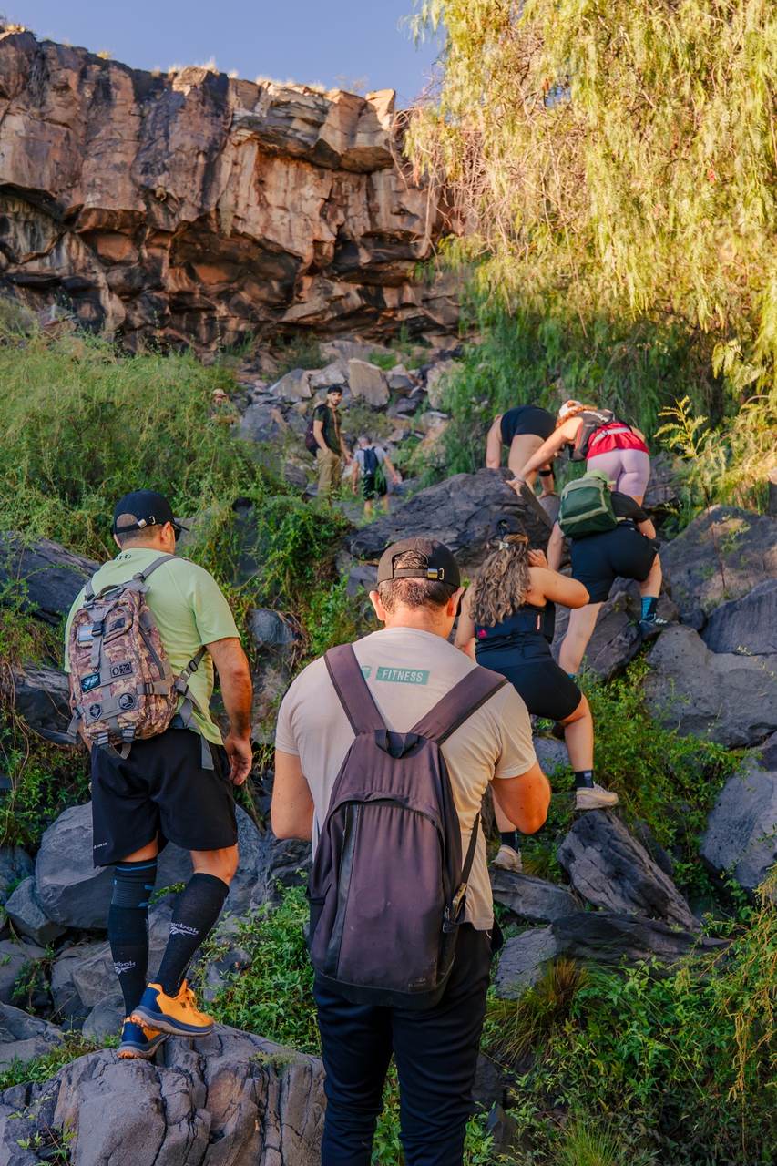 Trekking at La Rivera, between the river and the mountains 8
