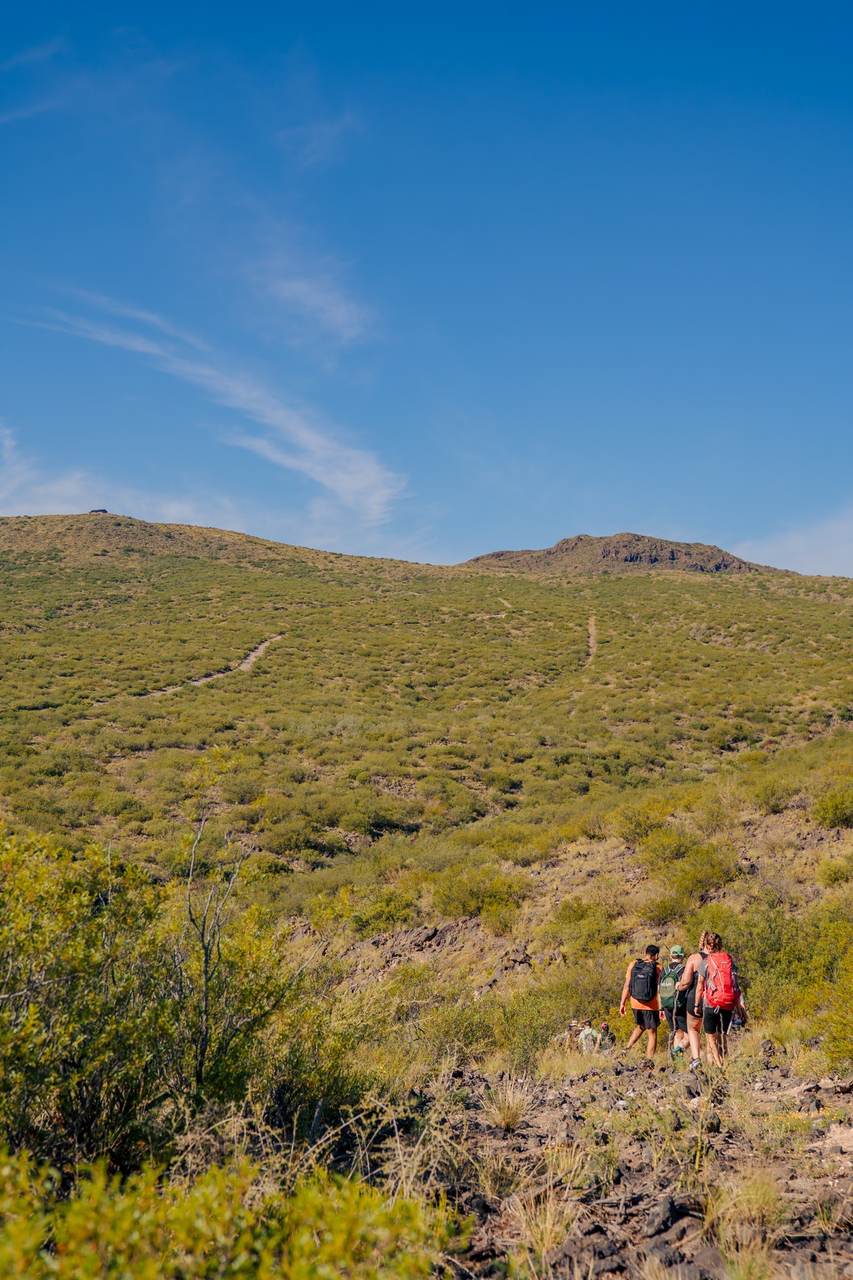Trekking at La Rivera, between the river and the mountains 27